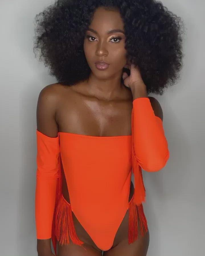 ROCK THE BOAT //ORANGE